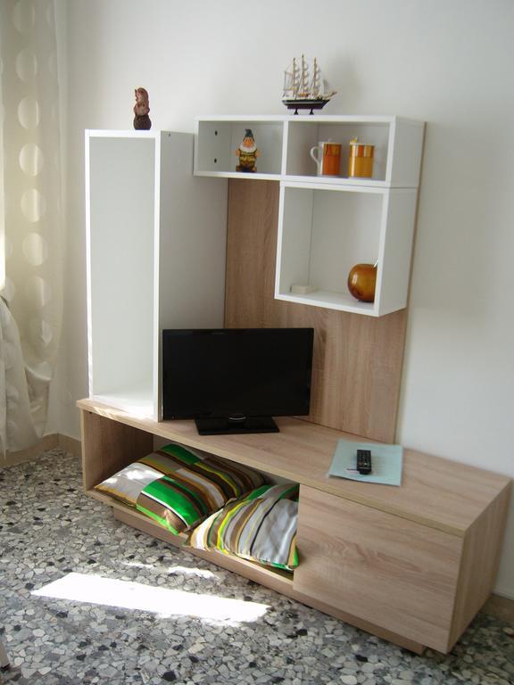 Appartamenti Condominio Daniele Grado Cameră foto